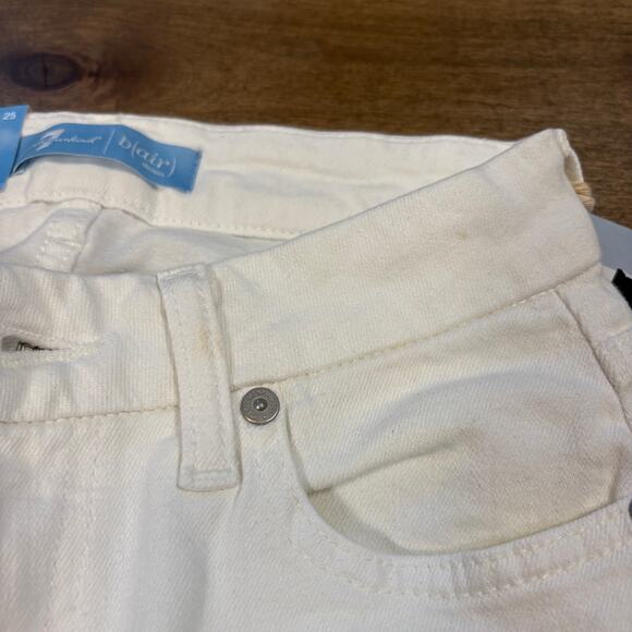 7 For All Mankind Women's White Kimmie Crop Bootcut Jean size 25 NWT - Picture 9 of 9